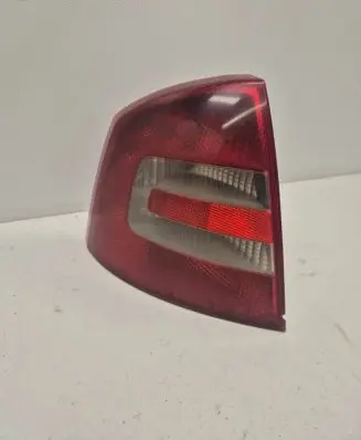 Skoda Octavia Mk2 (1Z) Rear/tail lights 1Z5945111A 1Z5945095A A25C2LHH