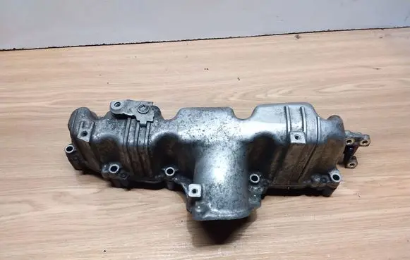 Audi A4 S4 B8 8K Intake manifold 03L129711E