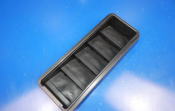 Jaguar F-Pace Quarter panel pressure vent GX63280B62AA