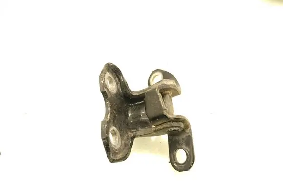 Toyota RAV 4 (XA40) Rear door upper hinge 