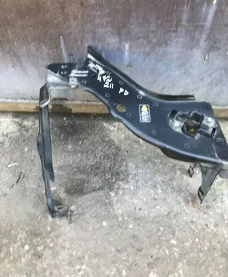 Mercedes-Benz E W211 Side radiator support slam panel 