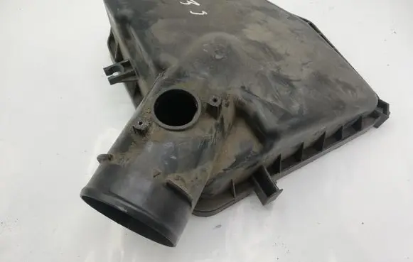 Lexus IS 220D-250-350 Air filter box cover 1770026350 1001408260