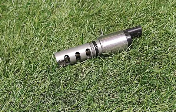Volkswagen Jetta VI Camshaft vanos timing valve 4555520H3