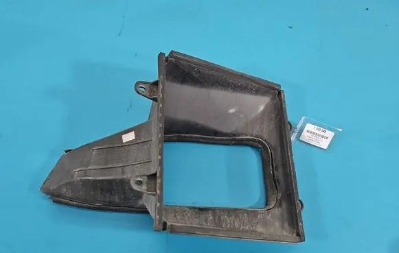 Maserati Quattroporte Air intake duct part 670037774 IMPRK1533548