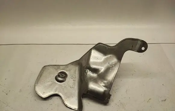Chevrolet Camaro Heat shield in engine bay 12634651