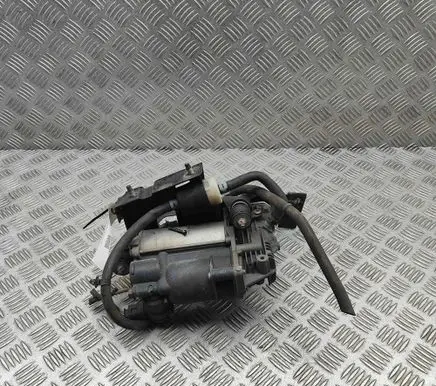 Mercedes-Benz GLE (W166 - C292) Air suspension compressor/pump A1663200204