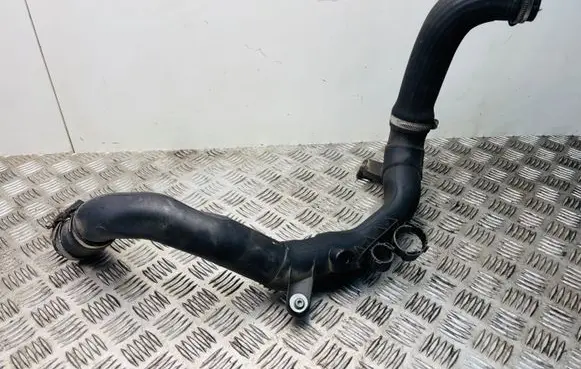 Audi A1 Intercooler hose/pipe 6R0145770H 6R0145762T