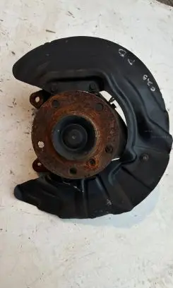 BMW X3 F25 Front wheel hub spindle knuckle 8855954