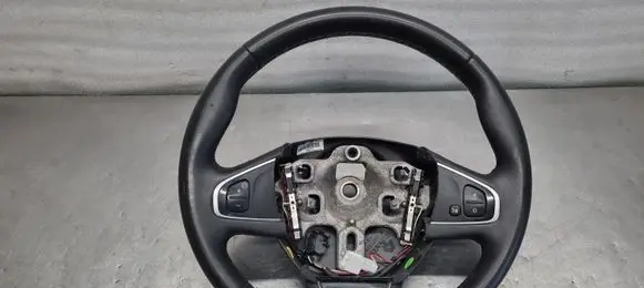 Renault Clio IV Steering wheel 484005241R