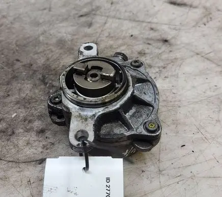 Renault Espace - Grand espace IV Vacuum pump 8200797164