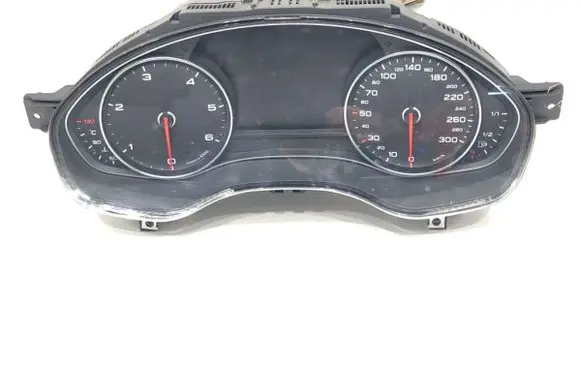 Audi A6 C7 Speedometer (instrument cluster) 4G8920932D