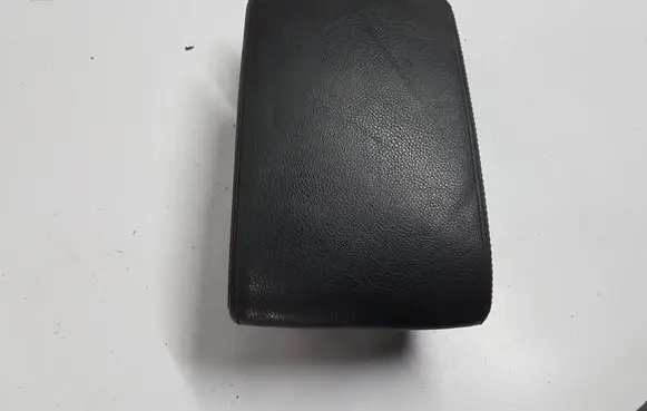 Volkswagen Tiguan Armrest 