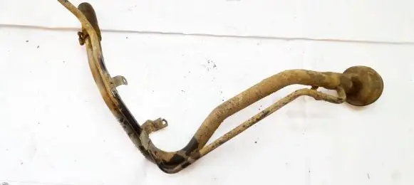 Nissan Qashqai+2 Fuel tank filler neck pipe 