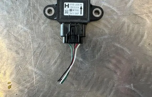 Nissan Juke I F15 ESP (stability system) control unit 47930JG200