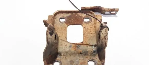 Audi A4 S4 B5 8D Bracket in trunk/boot 