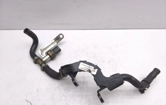 Mercedes-Benz E A207 Fuel line pipe A6420702281 A0045421618