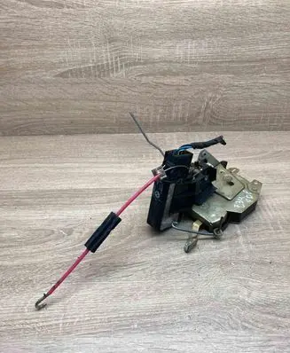 BMW 5 E34 Front door lock 8353012 406208