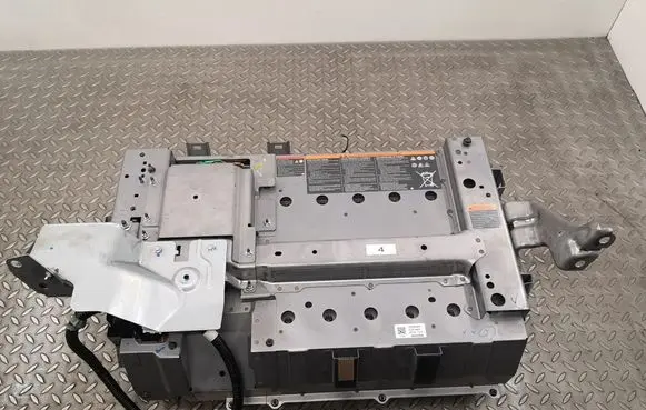 Infiniti Q50 Hybrid / electric car battery 0JUZ14AU01 63730