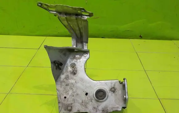 Volkswagen Touran I Front side member 1T0821135B 12AB24