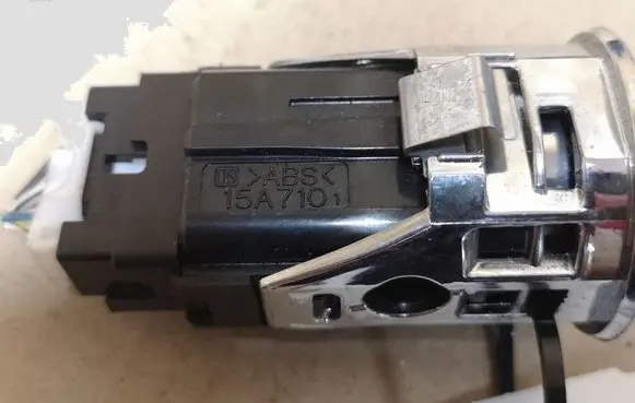 Toyota Corolla Verso AR10 Engine start stop button switch 15A710
