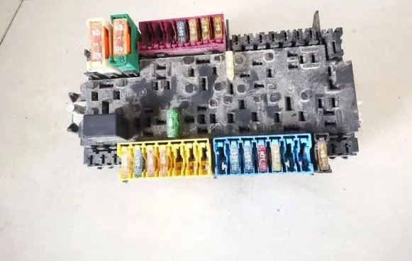 Mercedes-Benz B W246 W242 Fuse box set