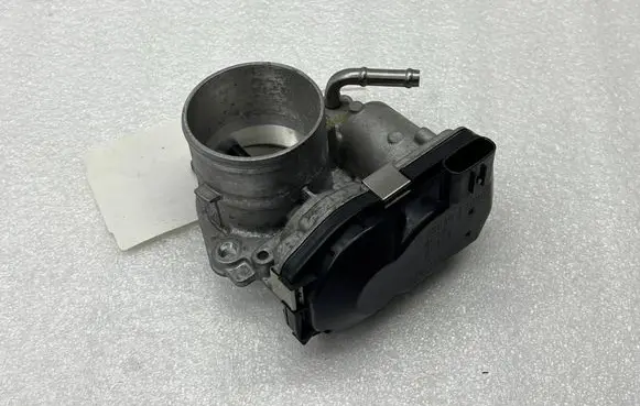 Toyota Yaris Cross Throttle valve 22030F3030