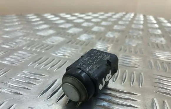Mercedes-Benz R W251 Parking PDC sensor 0015427418