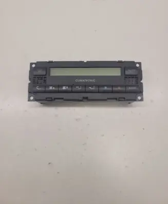 Volkswagen PASSAT B5.5 Climate control unit