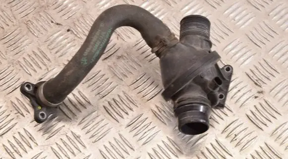 Thermostat/thermostat housing