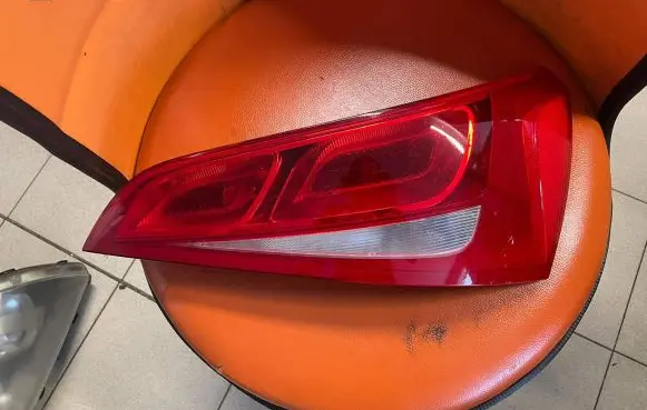 Audi Q5 SQ5 Rear/tail lights 8R0945094