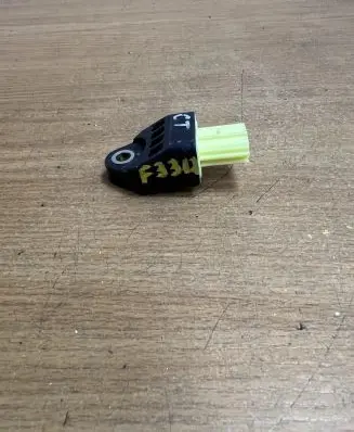 Lexus CT 200H Airbag deployment crash/impact sensor 8983175020 F3312