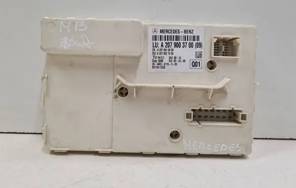 Mercedes-Benz E C207 W207 Sunroof control unit/module A2079003700 A2079021500 A2079010000