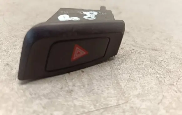Audi A4 S4 B8 8K Hazard light switch 083142487