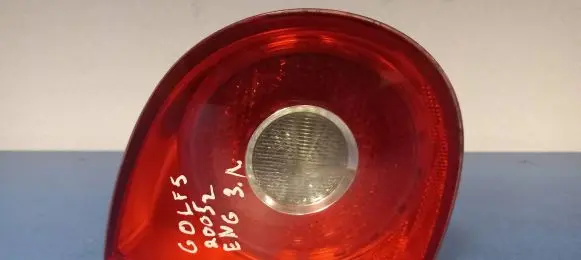Volkswagen Golf V Tailgate rear/tail lights 285002