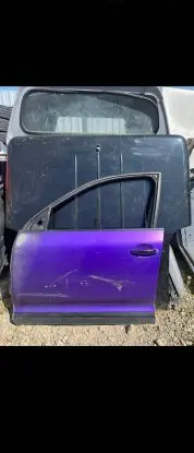 Porsche Cayenne (9PA) Front door