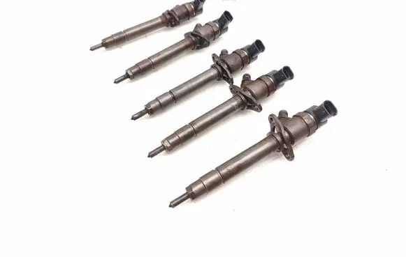 Volvo XC90 Fuel injectors set 8658352 0445110078