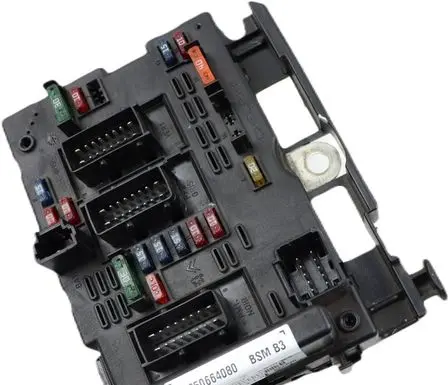Peugeot 307 Fuse module 9650664080