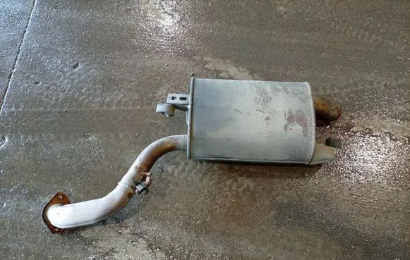 Toyota Corolla Verso AR10 Muffler/silencer 
