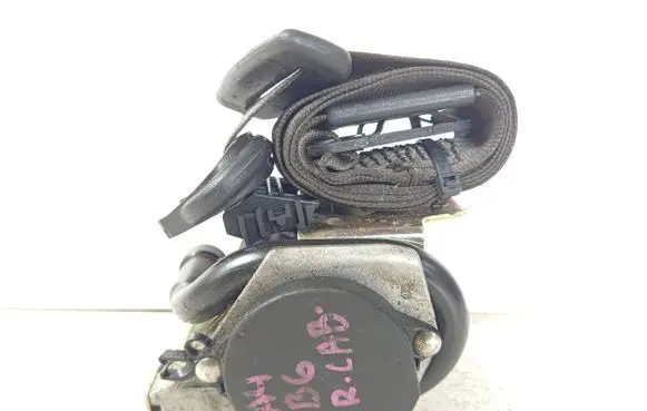 Audi A4 S4 B6 8E 8H Front seatbelt 560788601 008R000