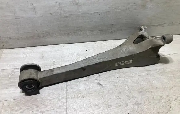 BMW X1 F48 F49 Engine mounting bracket 6858295