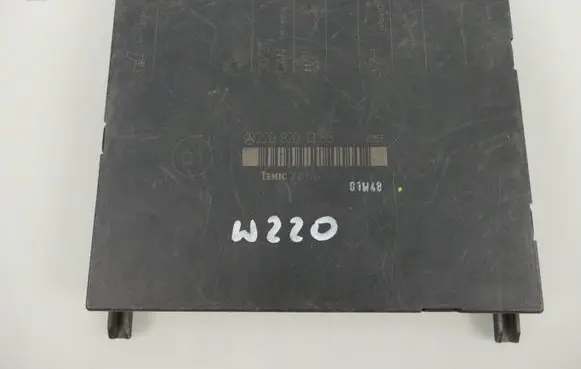Mercedes-Benz S W220 Seat control module 2208201385