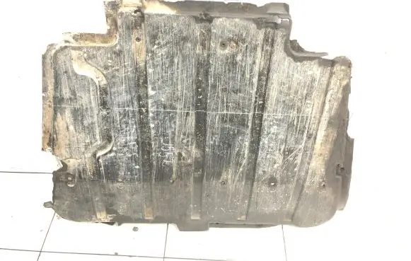 Volvo S70 V70 V70 XC Engine splash shield/under tray