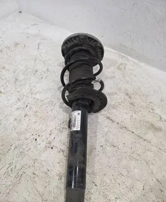 BMW 3 F30 F35 F31 Front shock absorber with coil spring 6873823 4941510