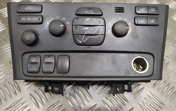 Volvo S60 Climate control unit 8682930 7923