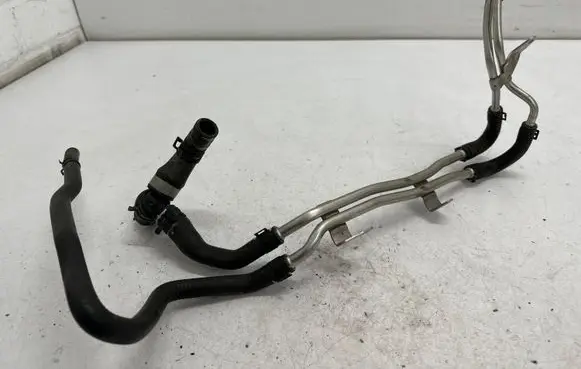 Volkswagen Golf VIII Engine coolant pipe/hose 5WA122063B
