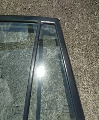 Toyota Verso Rear vent window glass 