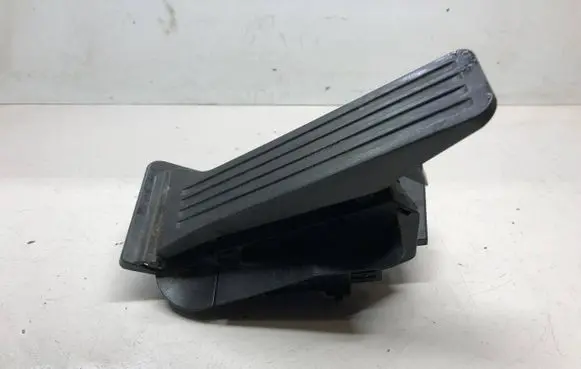 Mazda 6 Accelerator throttle pedal GHK341600