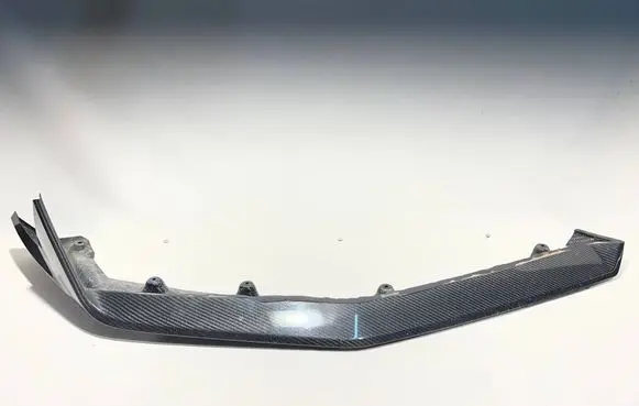 BMW M5 G90 Front bumper lip 5A7D672