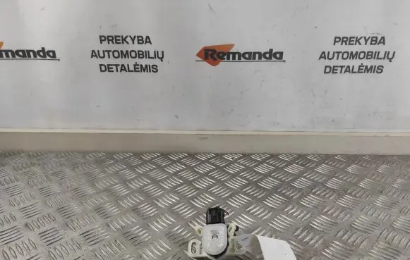 Toyota Prius+ (ZVW40) Acceleration sensor 8951020041A