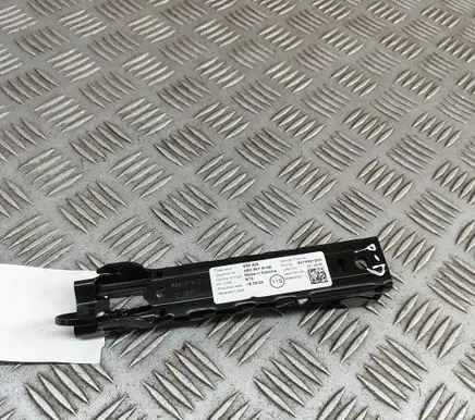 Skoda Superb B8 (3V) Seat belt height adjuster 4M0857819A